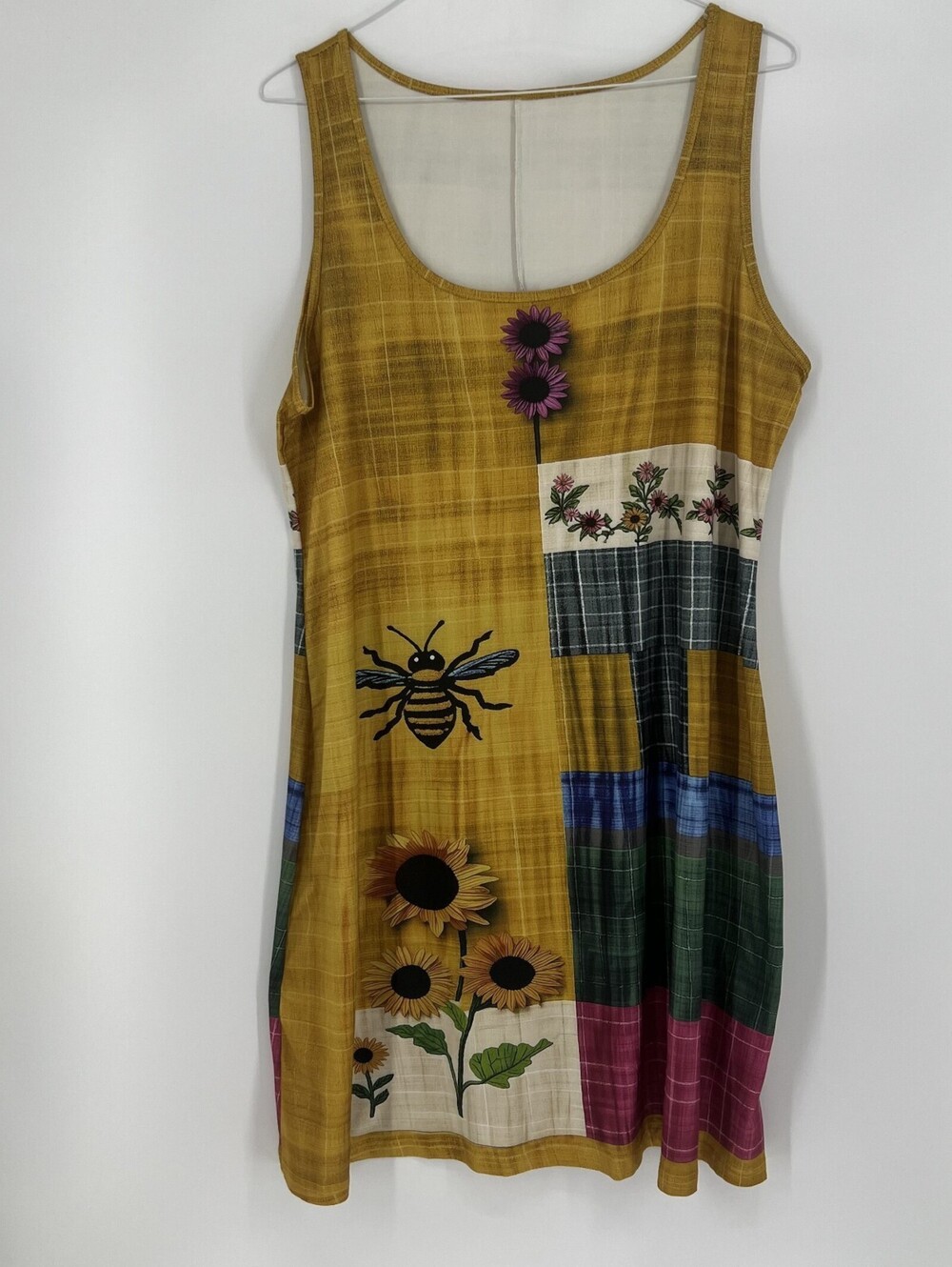 Sundress sleeveless sunflower bee graphic Size 2XL women's